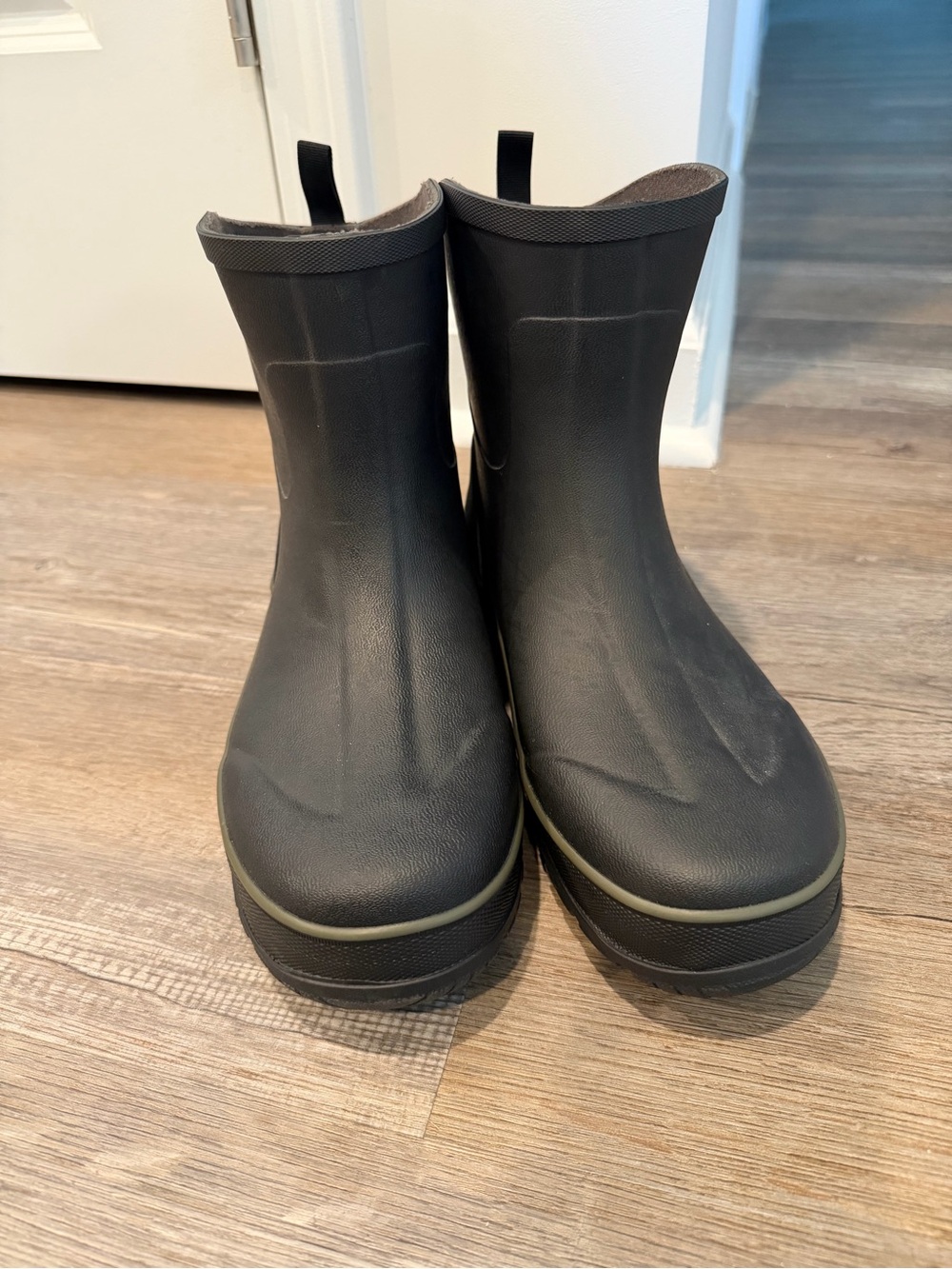 Bogs Digger Mid Waterproof Rain Boots Men’s Size 9 Black
